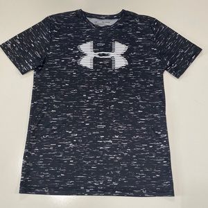 Under Armour tshirt